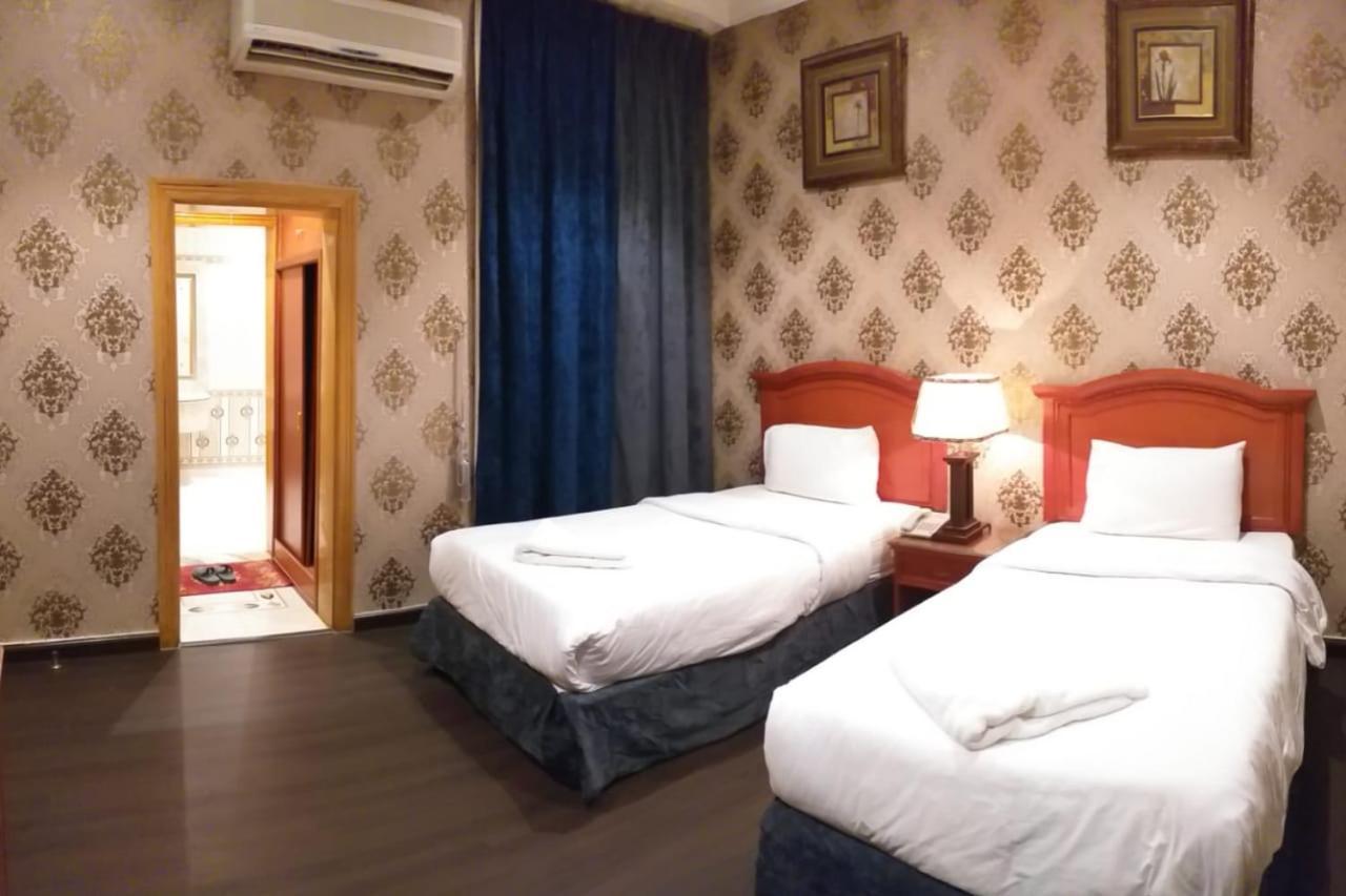 Qasr Al Khalij Hotel Riaad Buitenkant foto