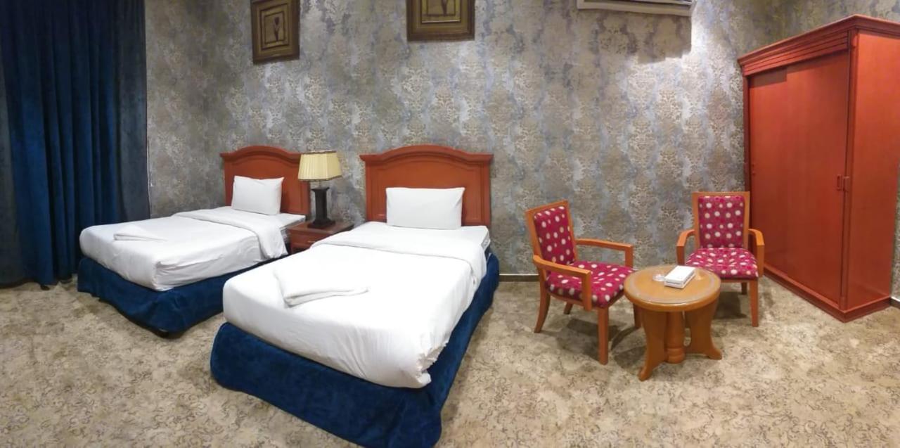 Qasr Al Khalij Hotel Riaad Buitenkant foto